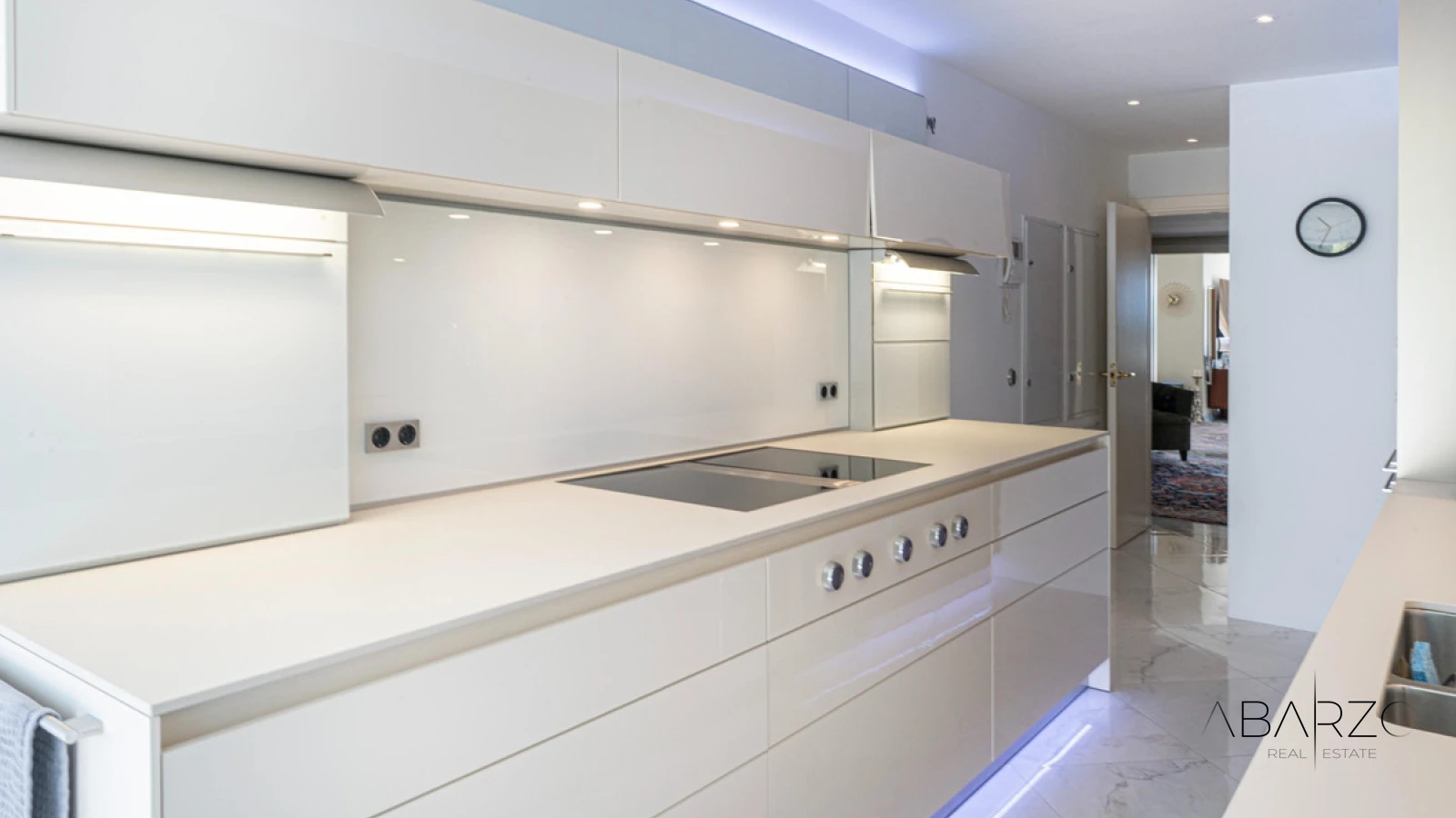 Duplex Penthouse in Nueva Andalucía with near Golf Course — interior, Nueva Andalucía, Marbella (12 of 19)