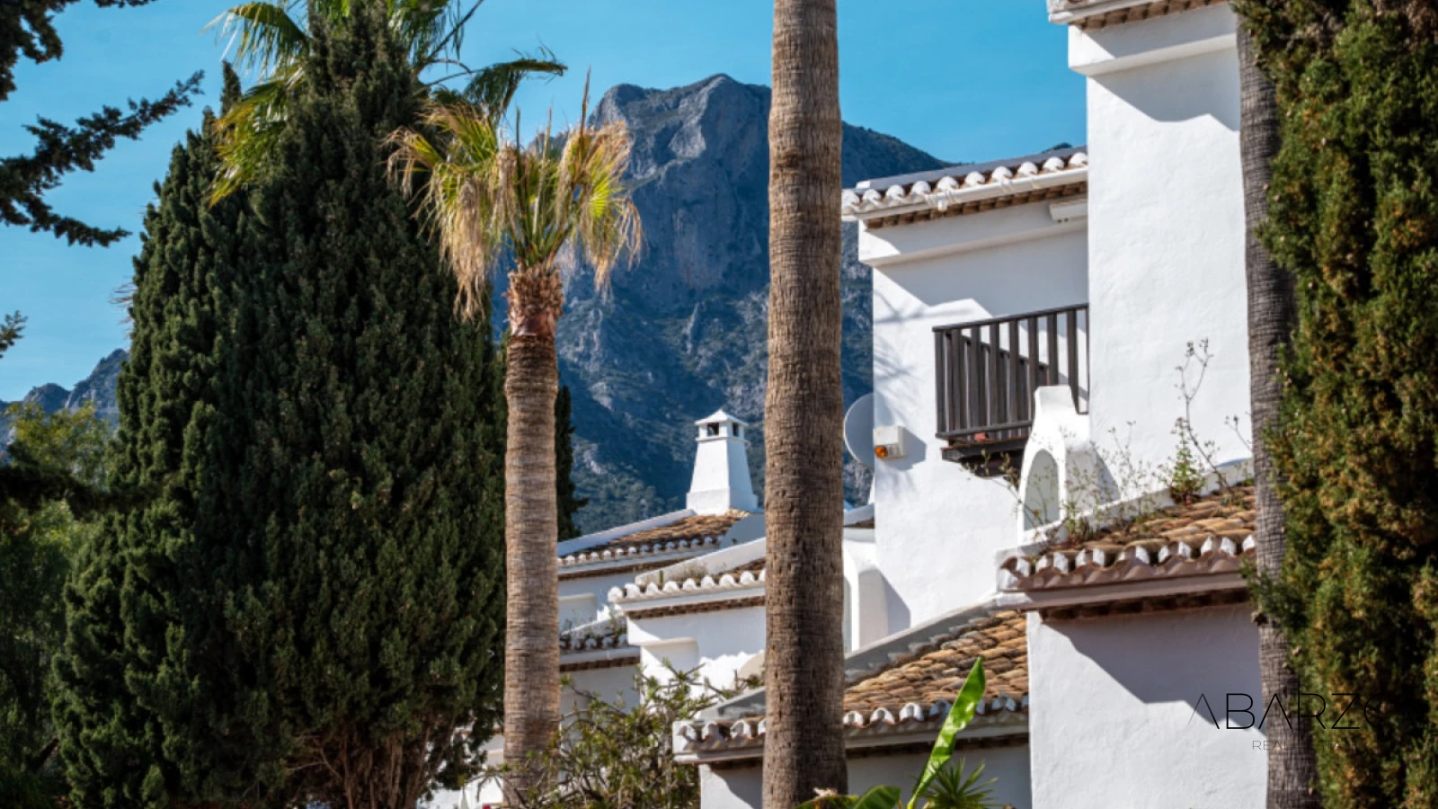 Casa adosada en Marbella con jardín y piscina comunitaria en Sierra Blanca — interior, Golden Mile, Marbella (12 of 31)