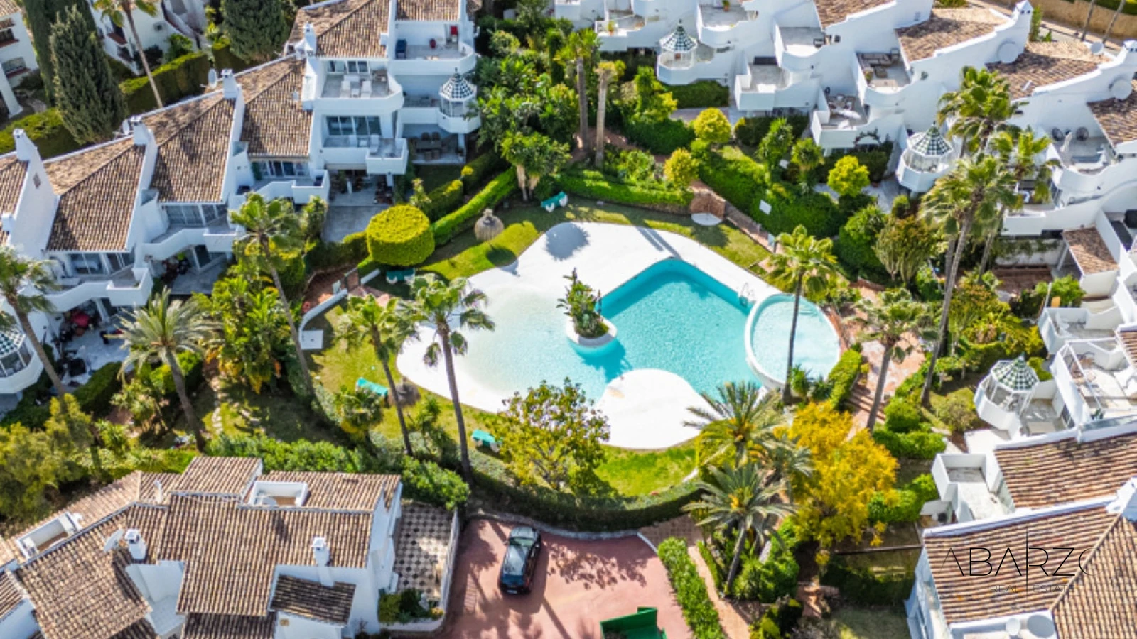 Casa adosada en Marbella con jardín y piscina comunitaria en Sierra Blanca — interior, Golden Mile, Marbella (25 of 31)