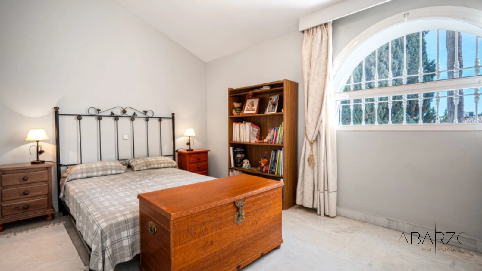 Casa adosada en Marbella con jardín y piscina comunitaria en Sierra Blanca — interior, Golden Mile, Marbella (14 of 31)