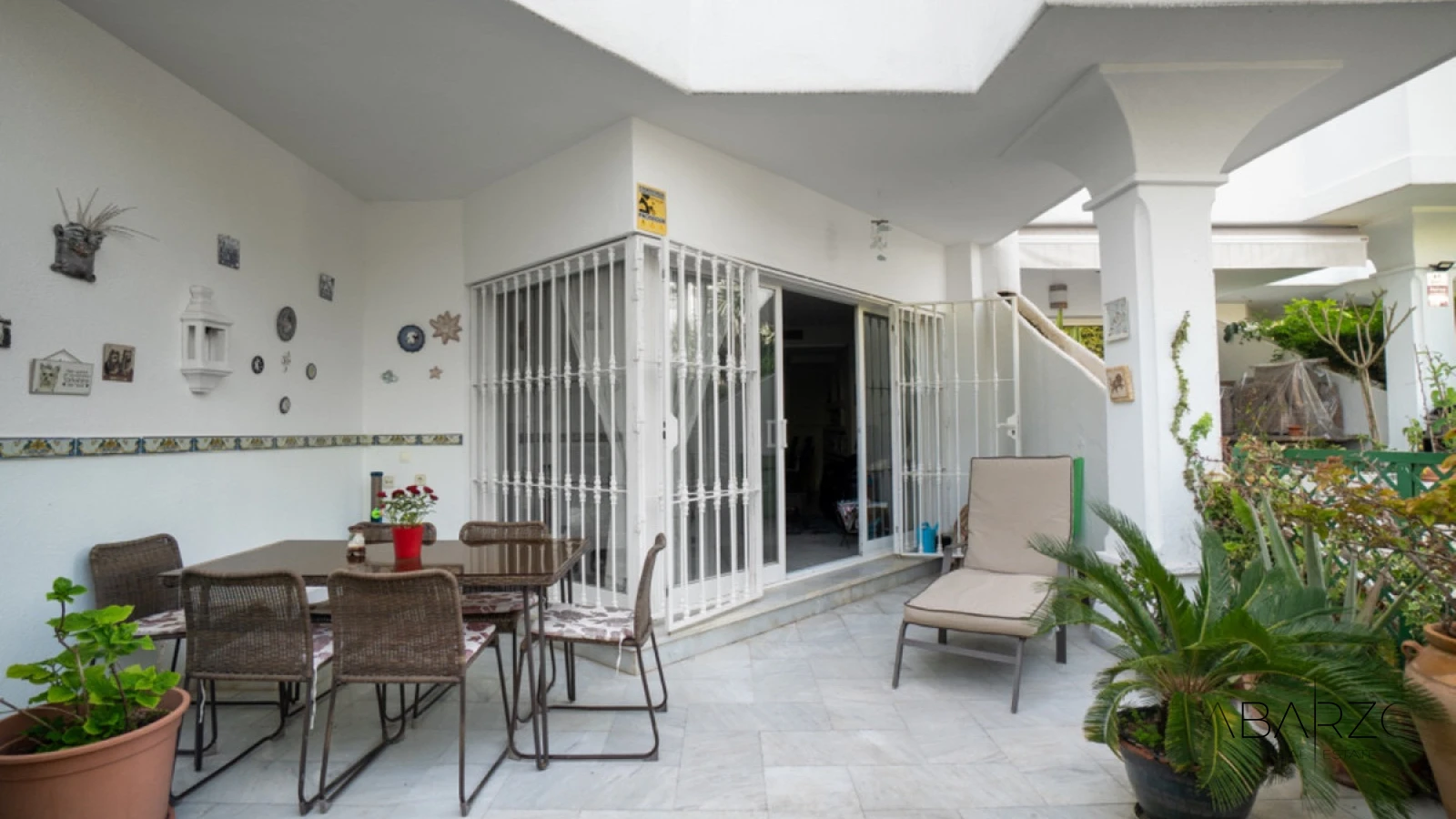 Casa adosada en Marbella con jardín y piscina comunitaria en Sierra Blanca — interior, Golden Mile, Marbella (9 of 31)