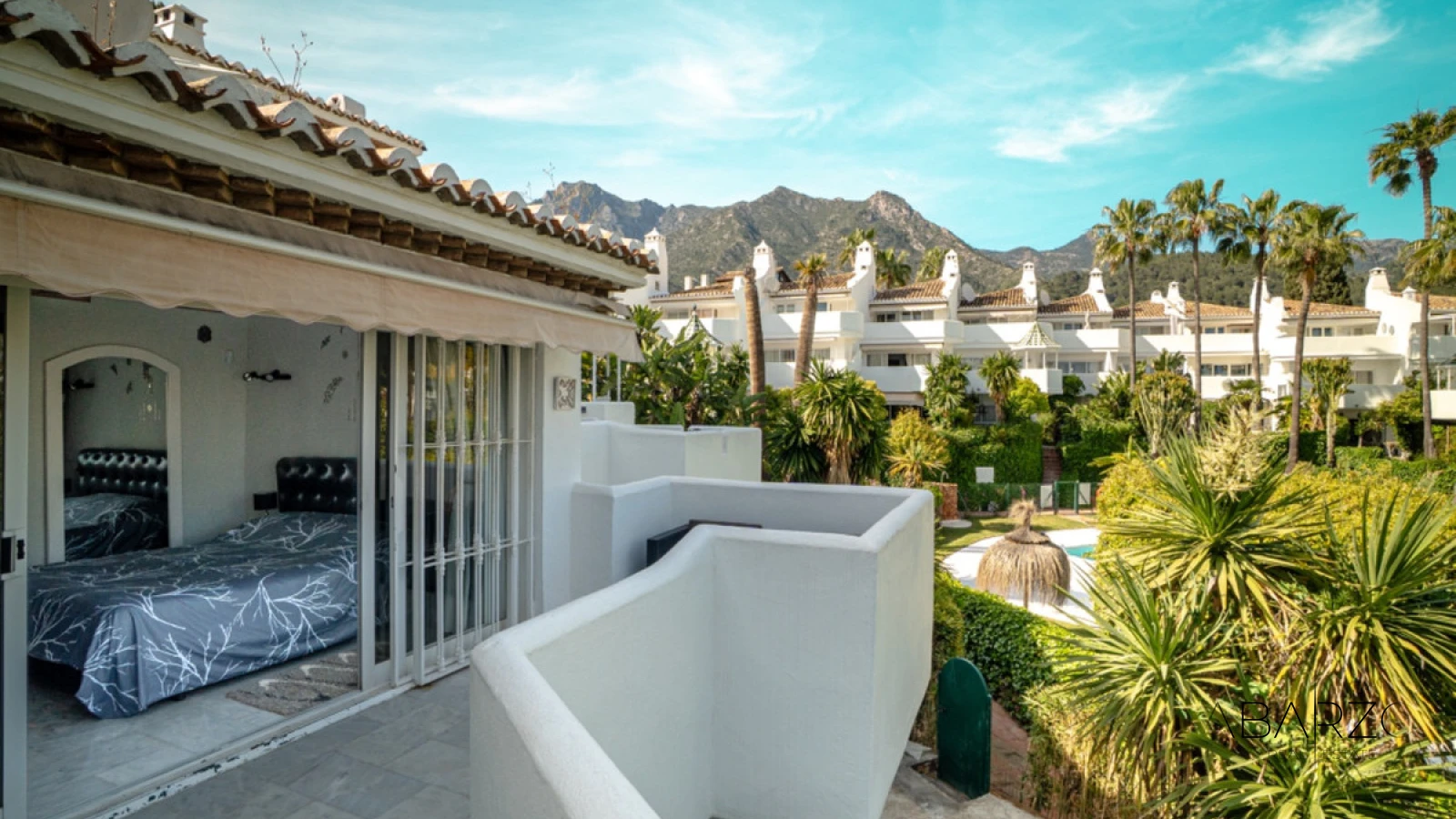Casa adosada en Marbella con jardín y piscina comunitaria en Sierra Blanca — interior, Golden Mile, Marbella (10 of 31)