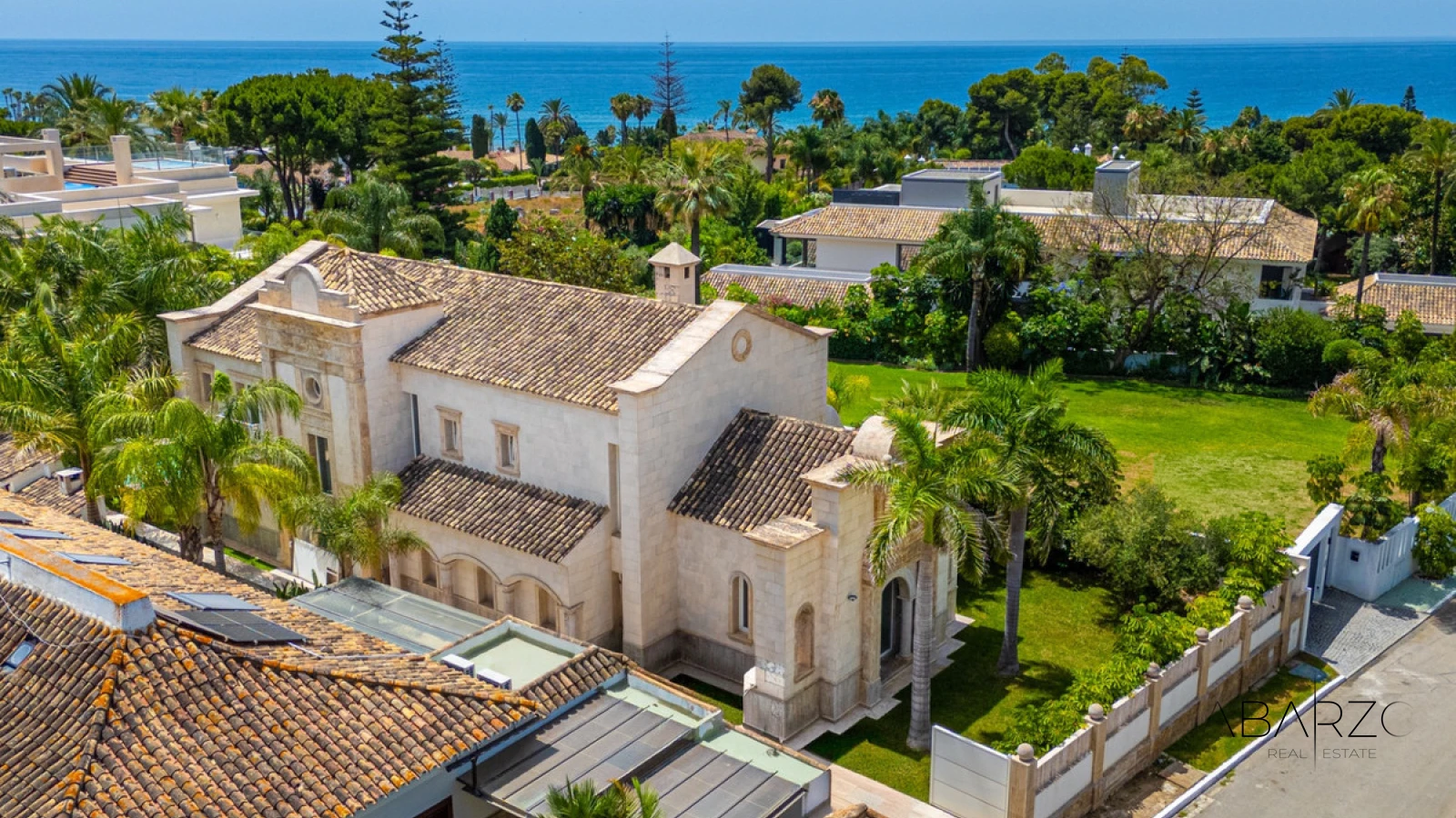 Villa Roma: Four-Bedroom Beachside Villa in Los Monteros, Marbella East with Private Pool — interior, Marbella East, Marbella (42 of 43)