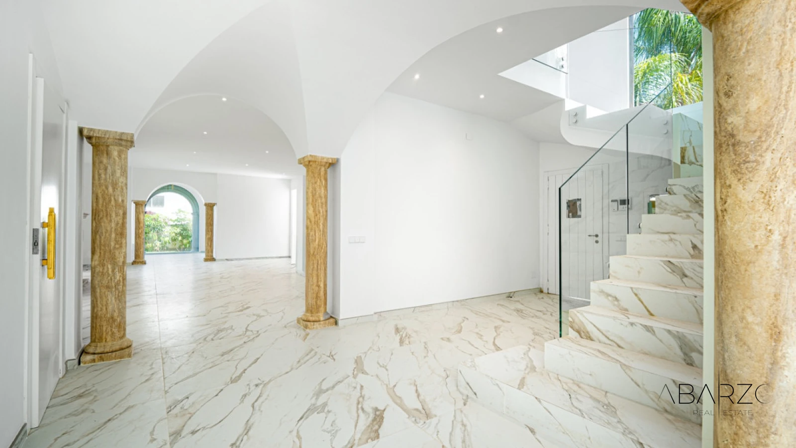 Villa Roma: Four-Bedroom Beachside Villa in Los Monteros, Marbella East with Private Pool — interior, Marbella East, Marbella (12 of 43)