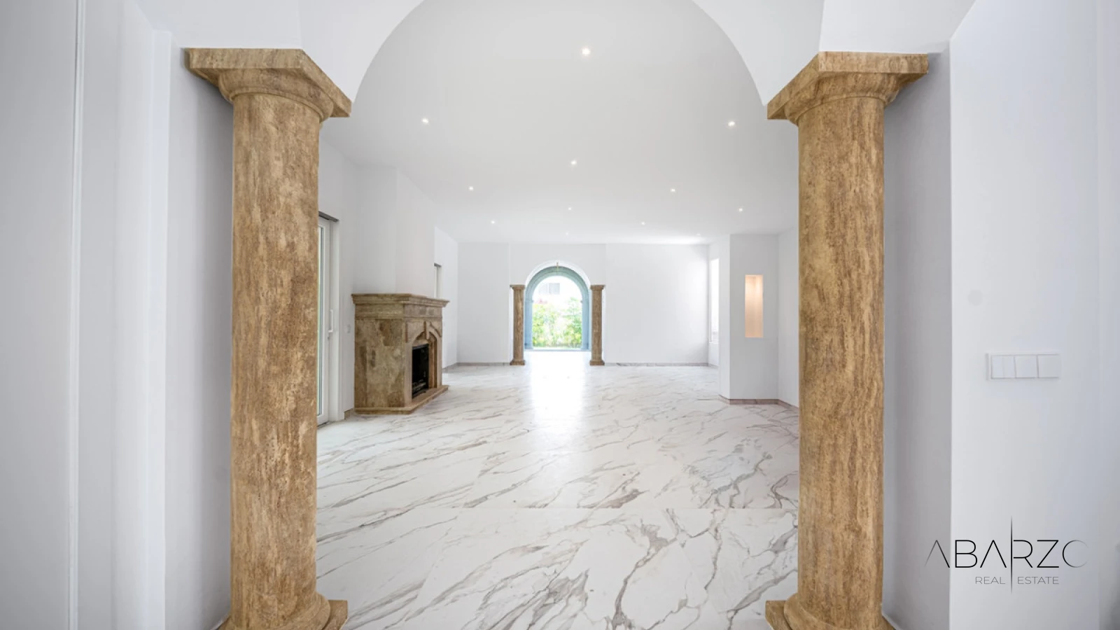 Villa Roma: Four-Bedroom Beachside Villa in Los Monteros, Marbella East with Private Pool — interior, Marbella East, Marbella (13 of 43)