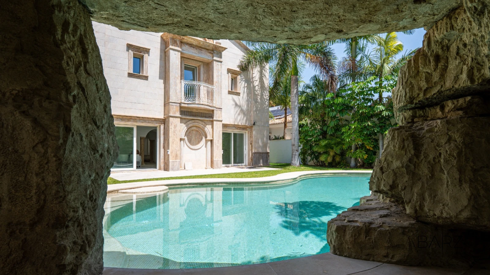 Villa Roma: Four-Bedroom Beachside Villa in Los Monteros, Marbella East with Private Pool — interior, Marbella East, Marbella (10 of 43)