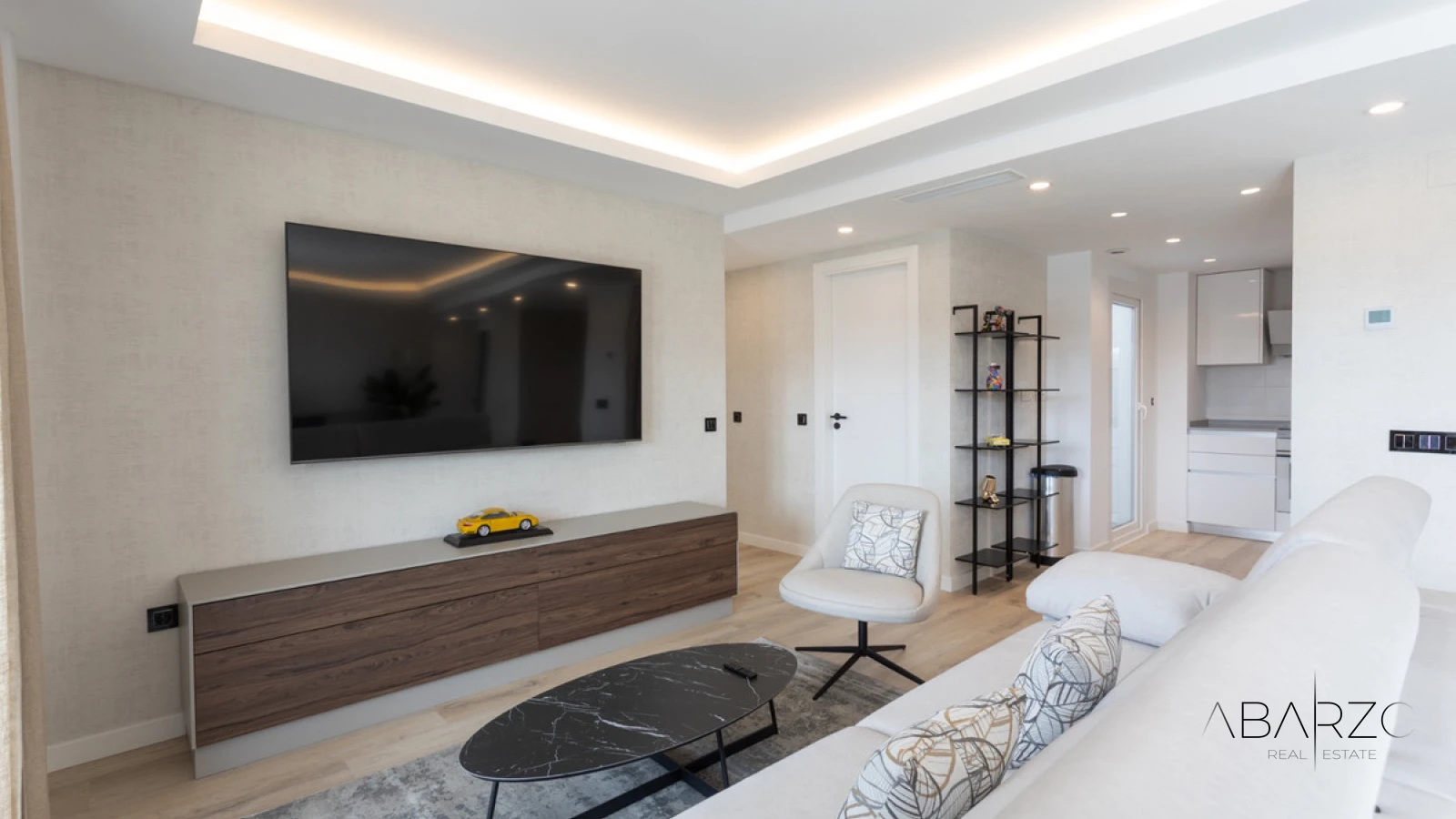Ático con piscina en la azotea en Nueva Andalucía, Marbella — interior, Nueva Andalucía, Marbella (48 of 49)