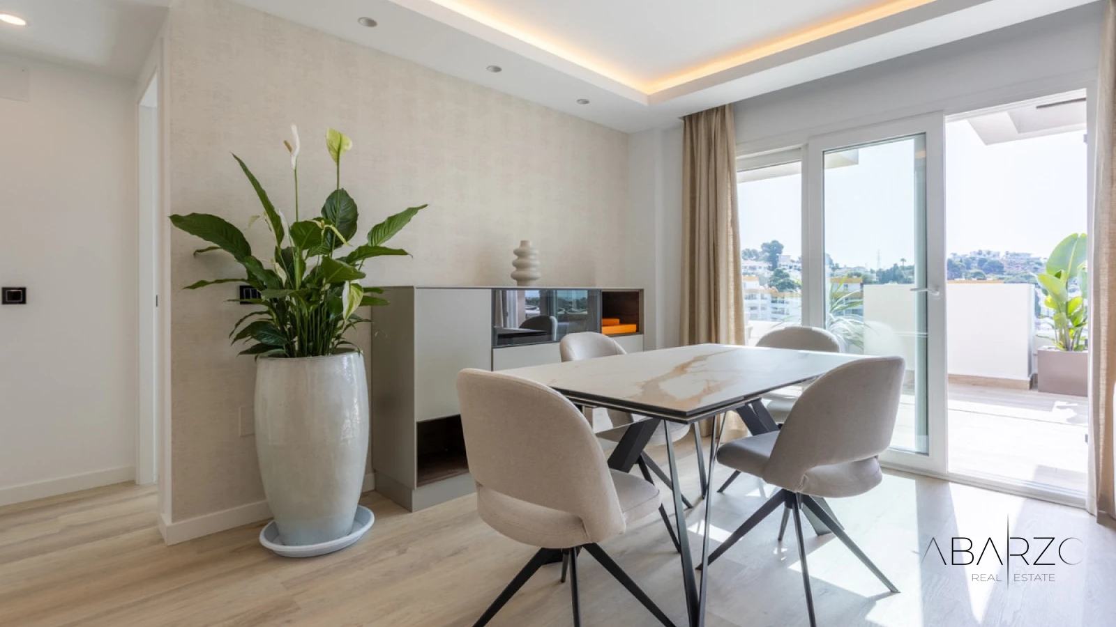 Ático con piscina en la azotea en Nueva Andalucía, Marbella — interior, Nueva Andalucía, Marbella (24 of 49)