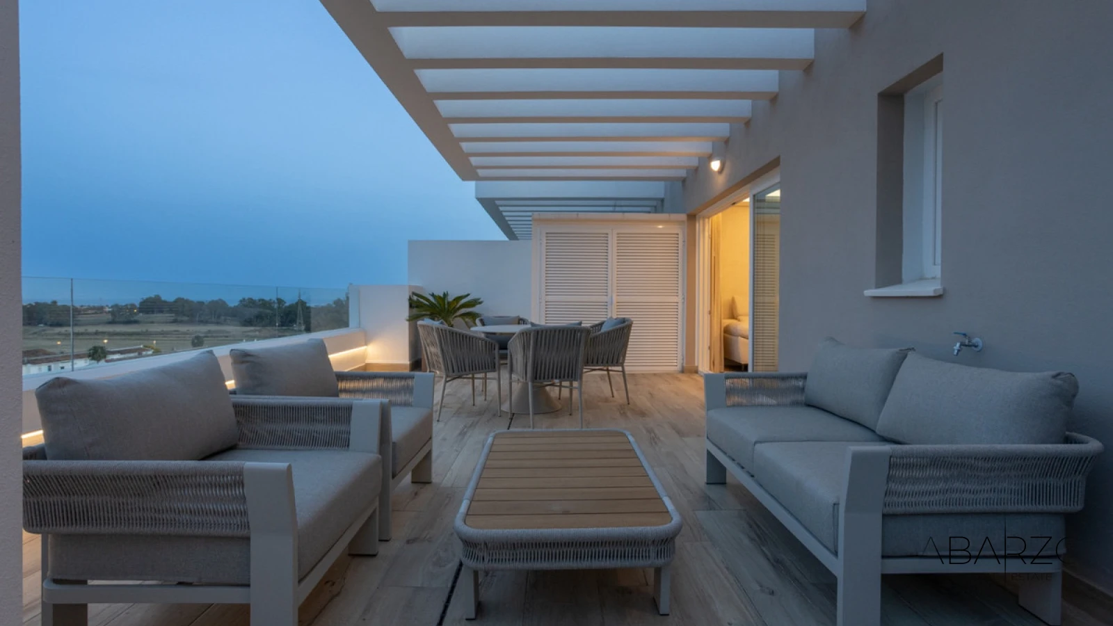 Apartamento con terraza y piscina en la azotea en La Campana Marbella — interior, Nueva Andalucía, Marbella (25 of 49)