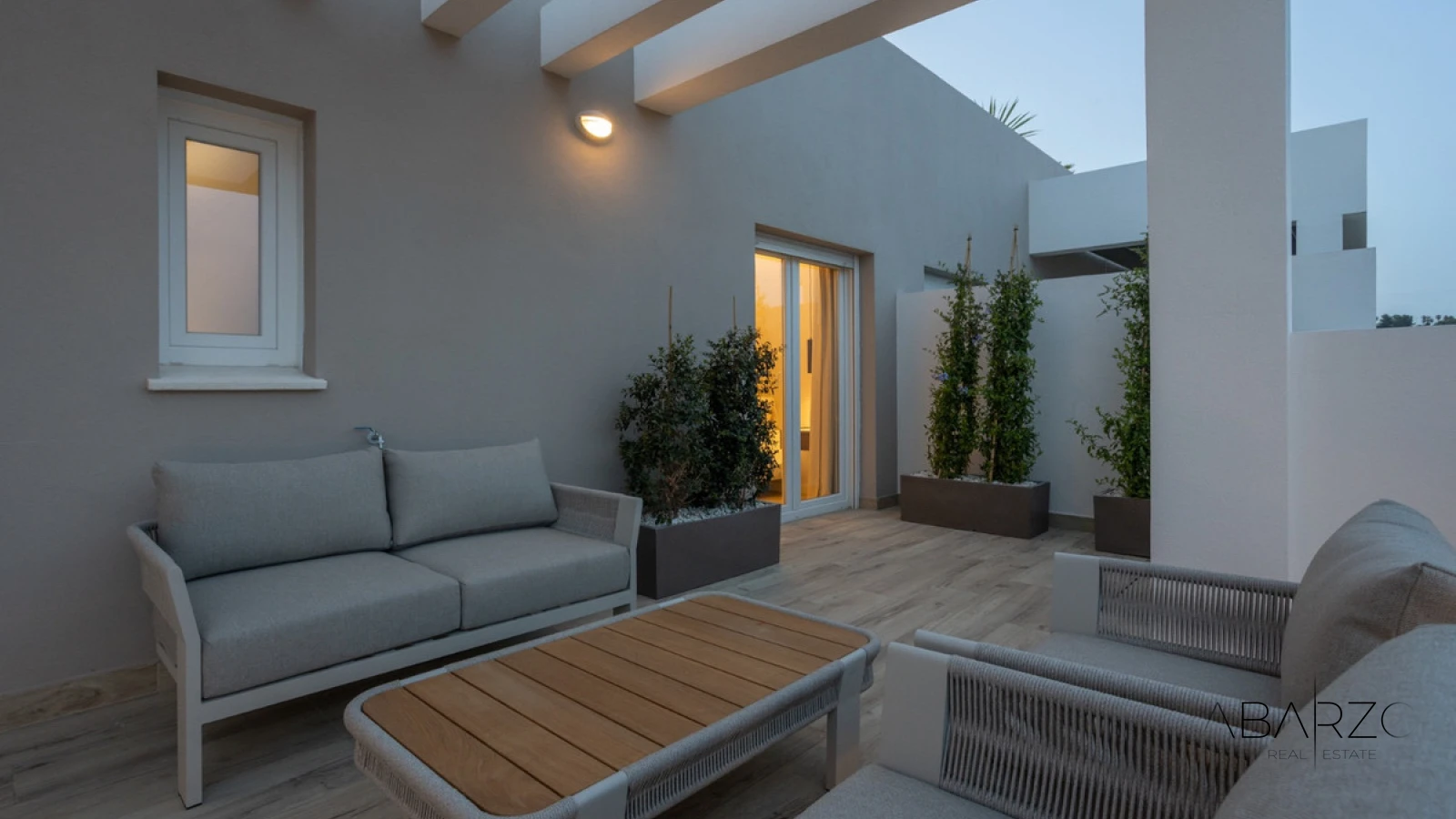 Apartamento con terraza y piscina en la azotea en La Campana Marbella — interior, Nueva Andalucía, Marbella (34 of 49)