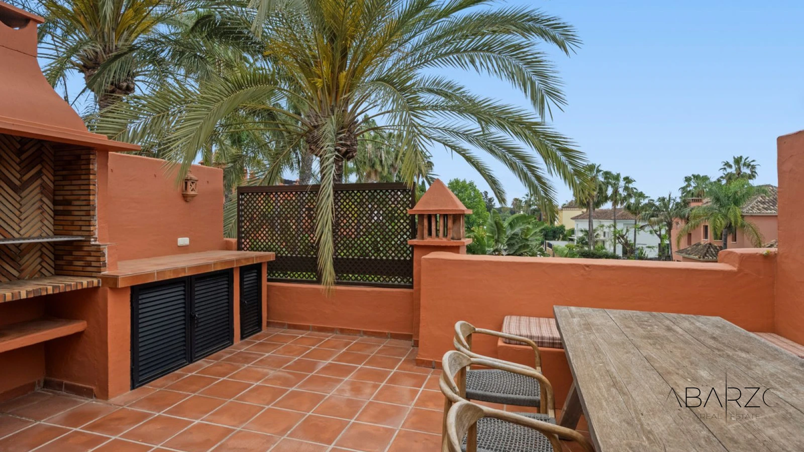 Townhouse in Altos de Puente Romano, Marbella Golden Mile with Rooftop Terrace — interior, Golden Mile, Marbella (29 of 37)