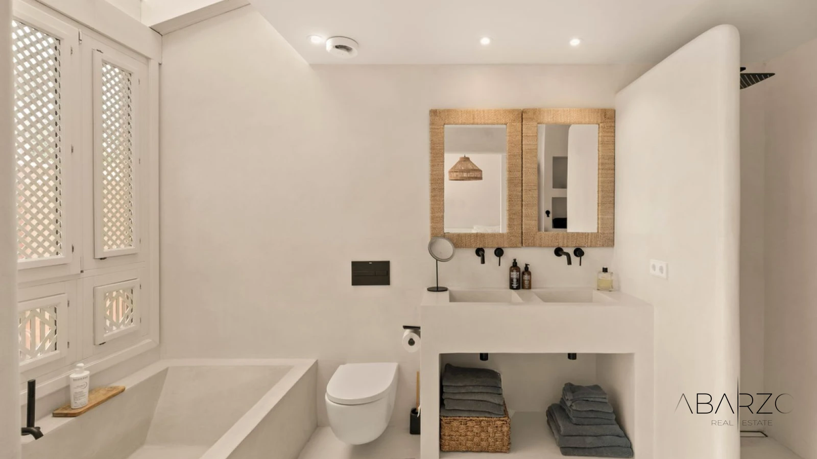 Townhouse in Altos de Puente Romano, Marbella Golden Mile with Rooftop Terrace — interior, Golden Mile, Marbella (20 of 37)