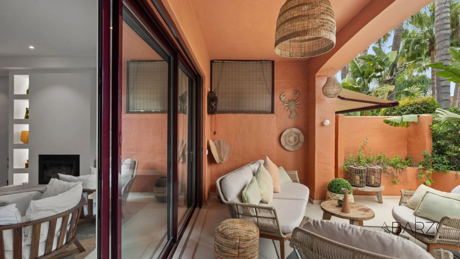 Townhouse in Altos de Puente Romano, Marbella Golden Mile with Rooftop Terrace — interior, Golden Mile, Marbella (4 of 37)