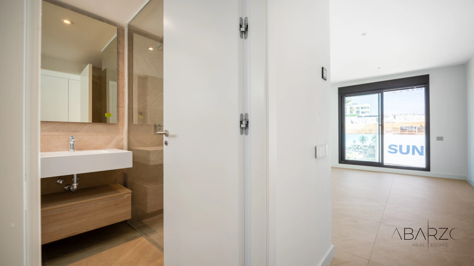 Penthouse with rooftop pool and sea views  in Marbella East — interior, Marbella East, Marbella (23 of 44)