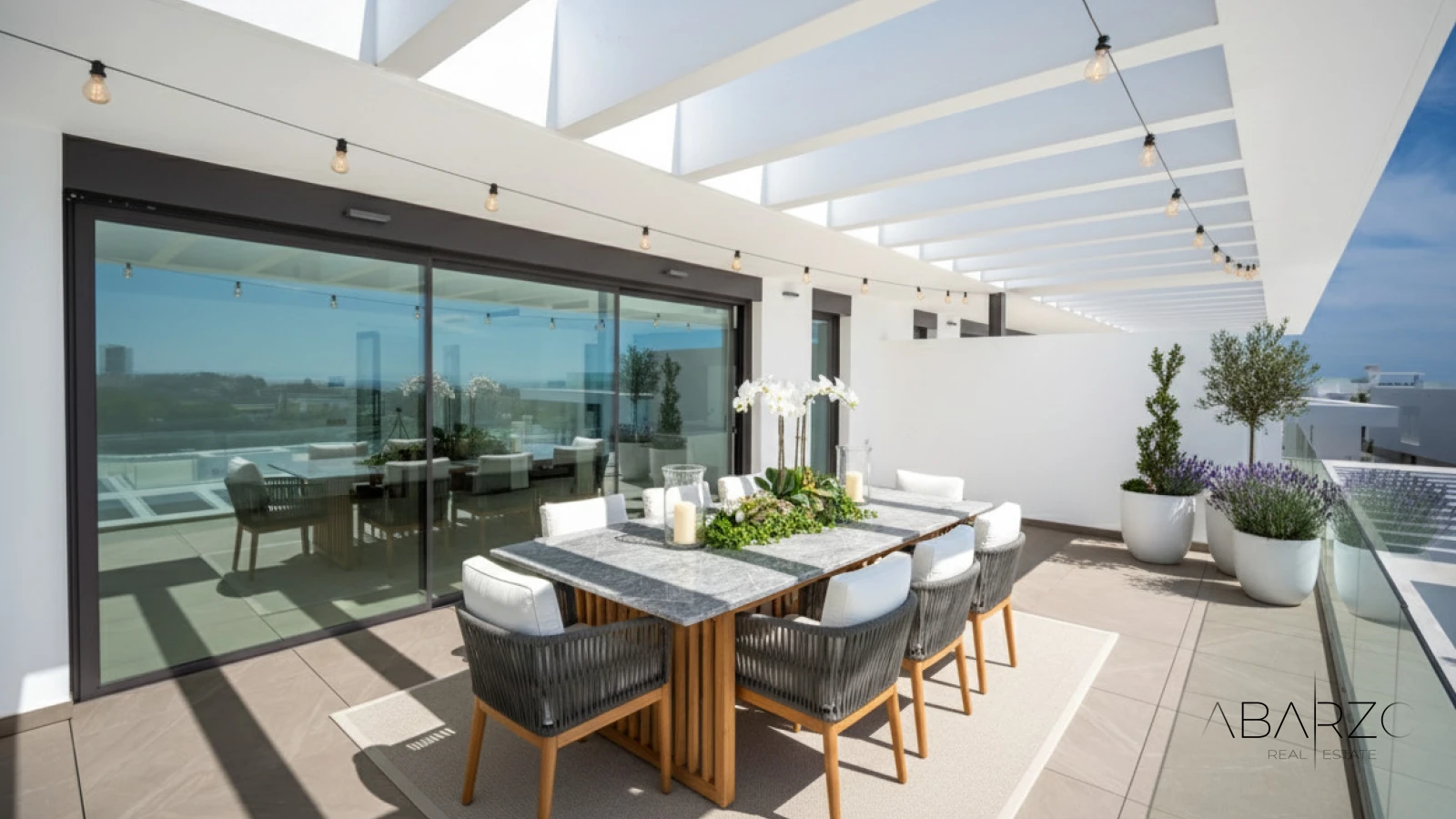 Penthouse with rooftop pool and sea views  in Marbella East — interior, Marbella East, Marbella (6 of 44)