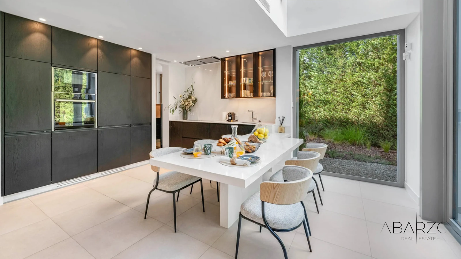 Villa llave en mano en New Golden Mile, El Paraíso — interior, New Golden Mile, Estepona (2 of 38)