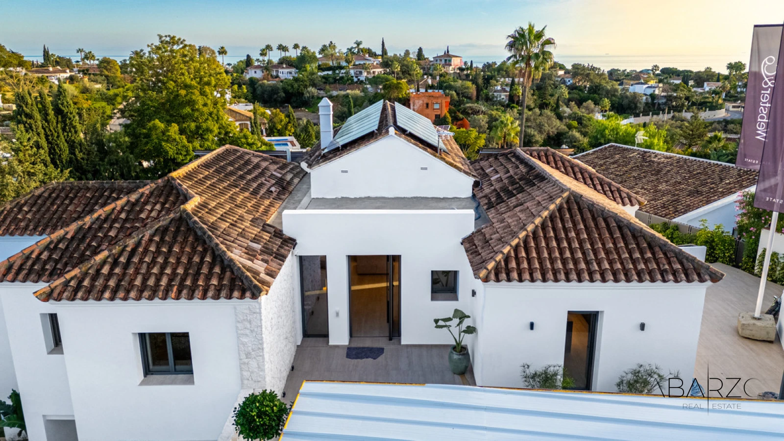 Luxury Villa in El Rosario with Sea Views and Heated Pool — interior, Marbella East, Marbella (41 of 49)