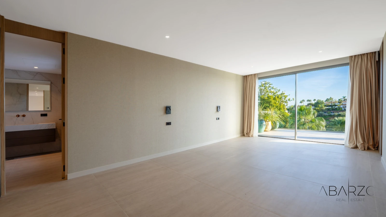 Luxury Villa in El Rosario with Sea Views and Heated Pool — interior, Marbella East, Marbella (9 of 49)