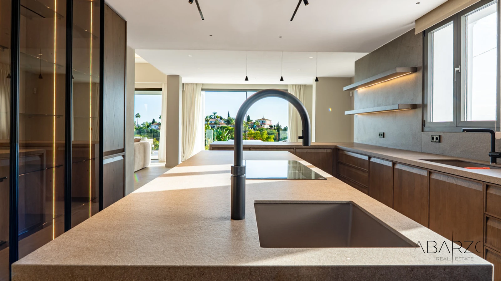 Luxury Villa in El Rosario with Sea Views and Heated Pool — interior, Marbella East, Marbella (13 of 49)