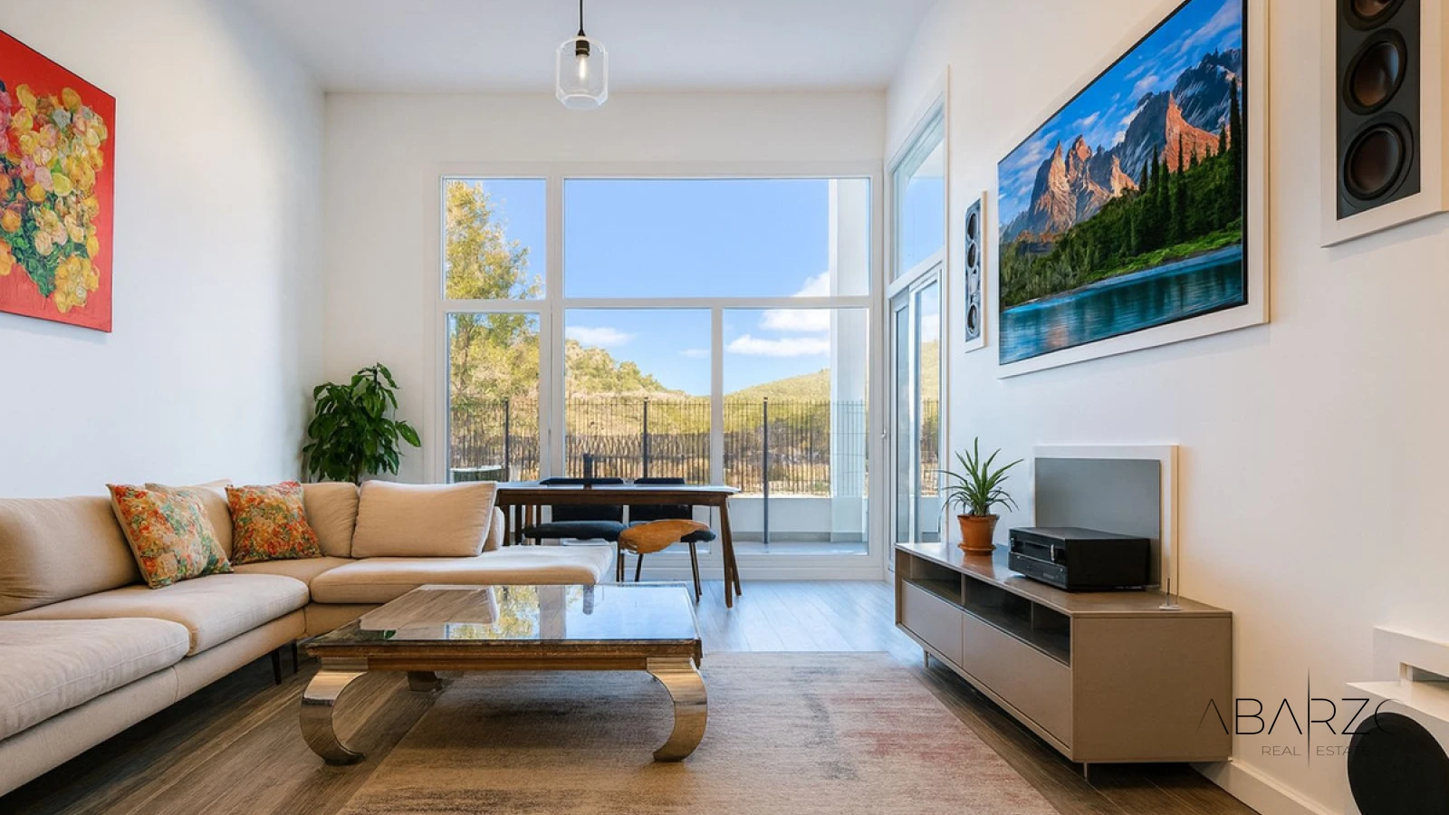 Fantastic 3-Bedroom Apartment in Riverside, Benahavis with Spacious Terrace — luxury property for sale in Benahavís