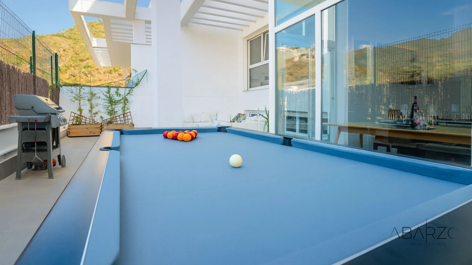 Fantastic 3-Bedroom Apartment in Riverside, Benahavis with Spacious Terrace — interior, Benahavís (14 of 17)
