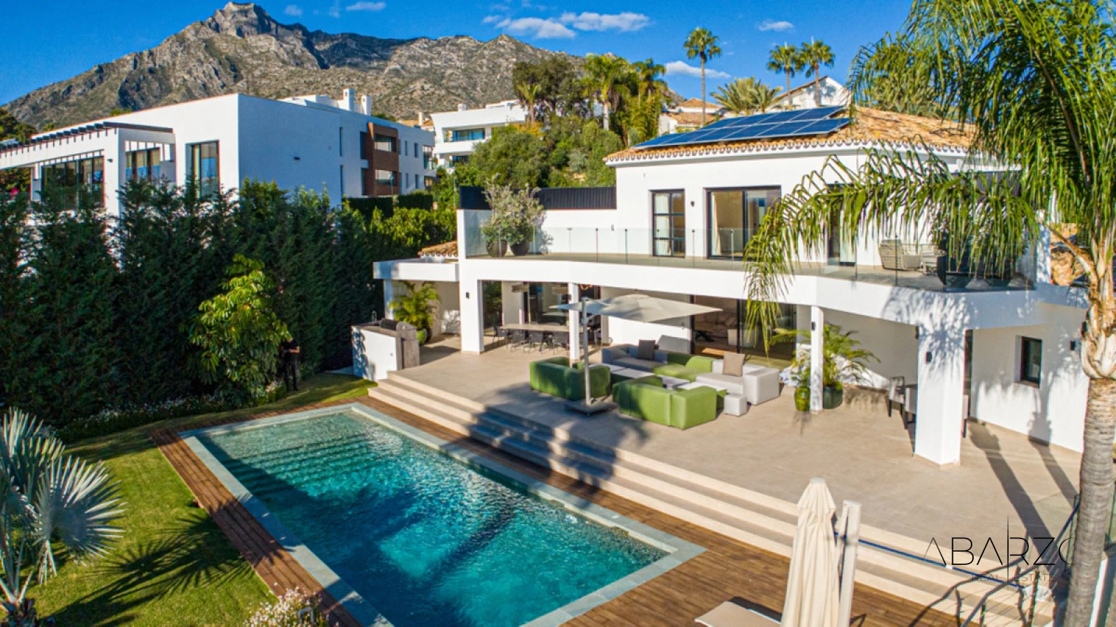 Casa de lujo en Nagüeles con vistas al mar y piscina climatizada — interior, Nagüeles, Marbella (30 of 48)