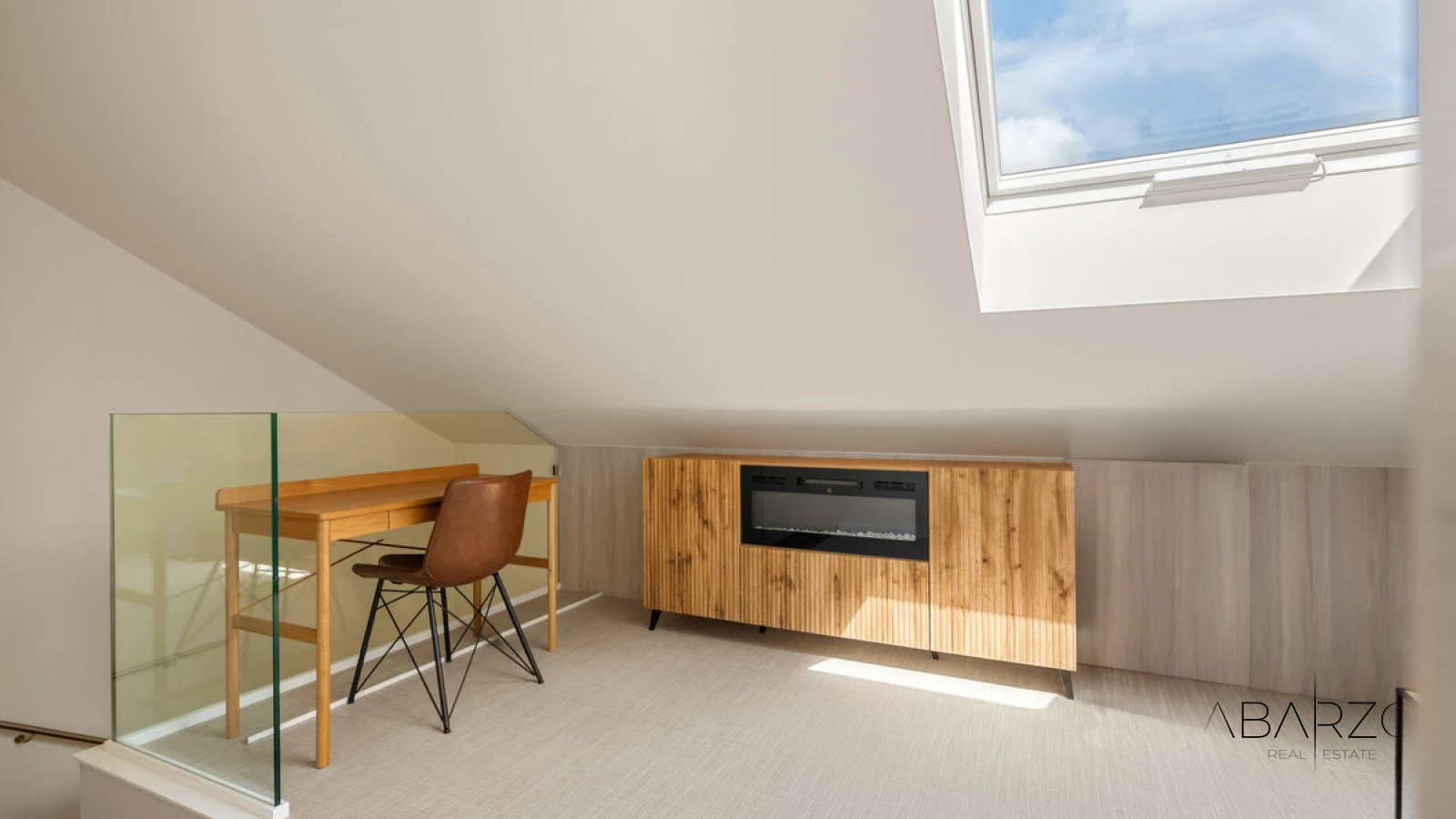 Ático dúplex con terraza cerca de la playa en Dunes Beach, Cabopino — interior, Cabopino, Marbella (24 of 48)