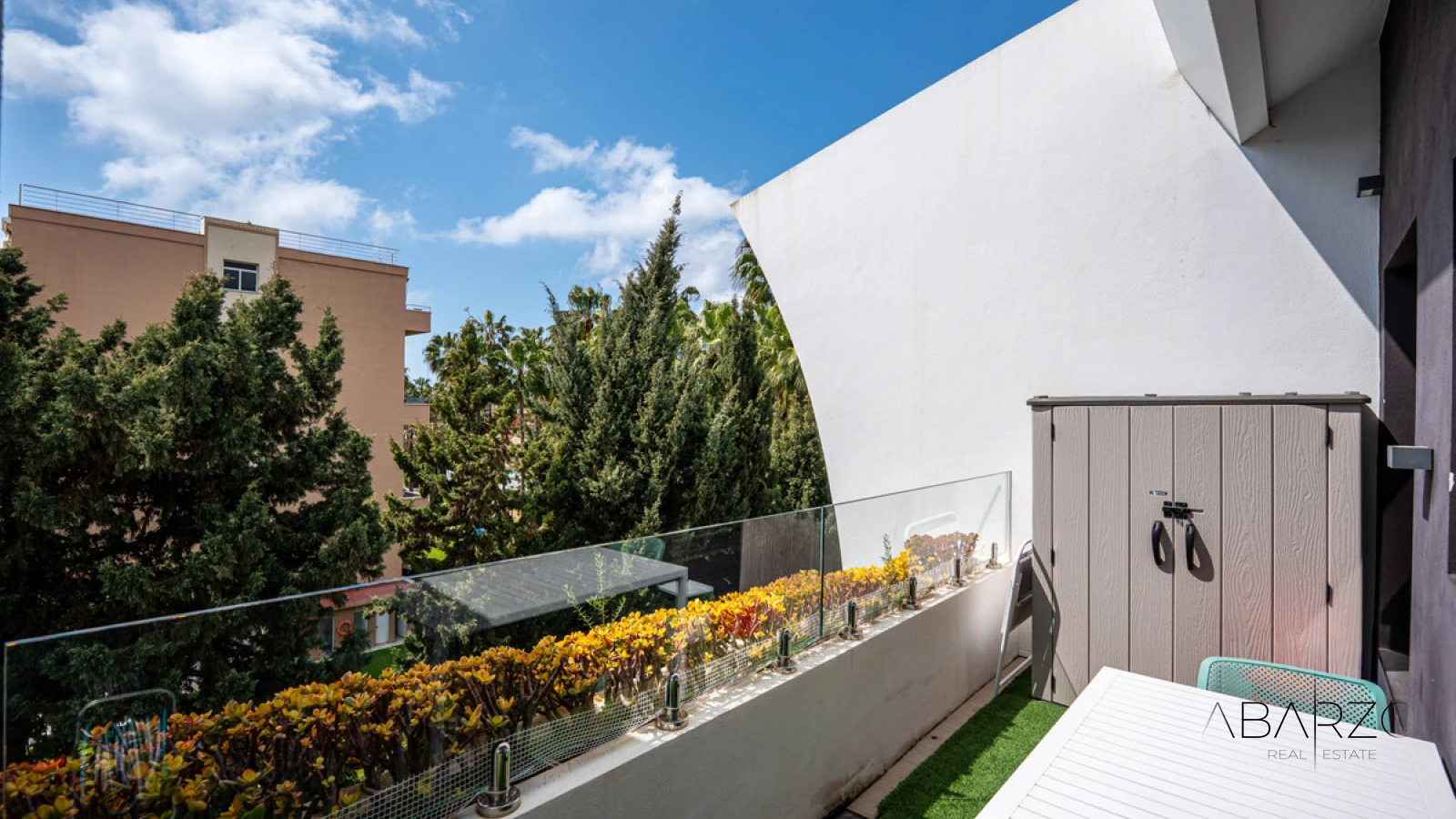 Ático dúplex con terraza cerca de la playa en Dunes Beach, Cabopino — interior, Cabopino, Marbella (32 of 48)