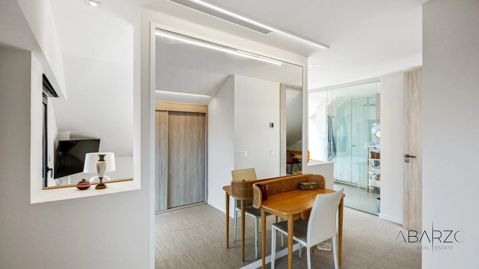 Ático dúplex con terraza cerca de la playa en Dunes Beach, Cabopino — interior, Cabopino, Marbella (13 of 48)
