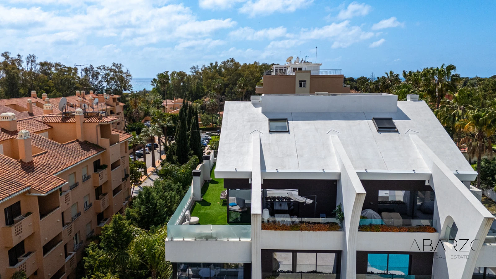 Ático dúplex con terraza cerca de la playa en Dunes Beach, Cabopino — interior, Cabopino, Marbella (37 of 48)