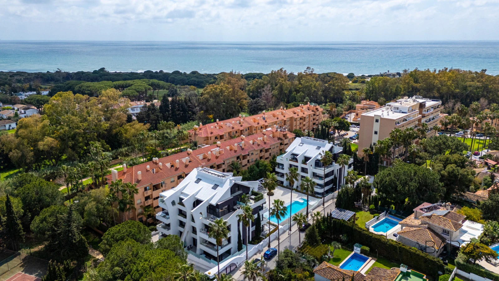 Ático dúplex con terraza cerca de la playa en Dunes Beach, Cabopino — interior, Cabopino, Marbella (44 of 48)