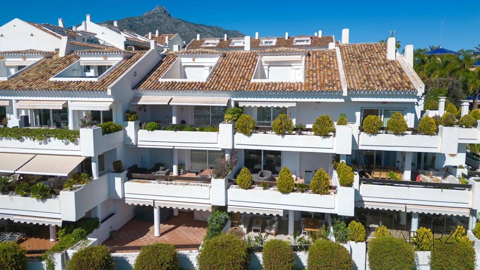 Apartamento con piscina en comunidad cerrada, Nueva Andalucía — interior, Nueva Andalucía, Marbella (18 of 20)