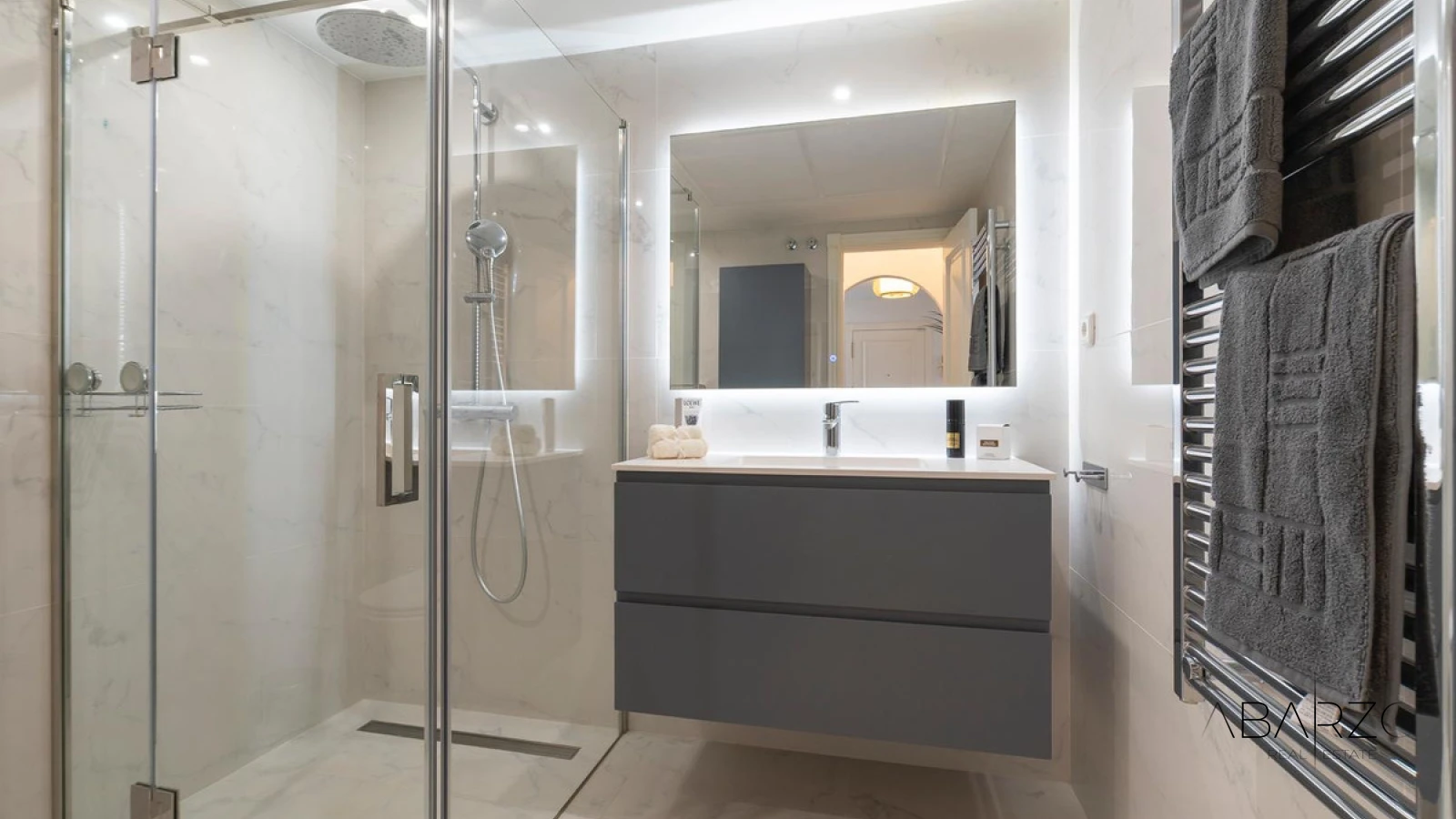 Apartamento con piscina en comunidad cerrada, Nueva Andalucía — interior, Nueva Andalucía, Marbella (12 of 20)