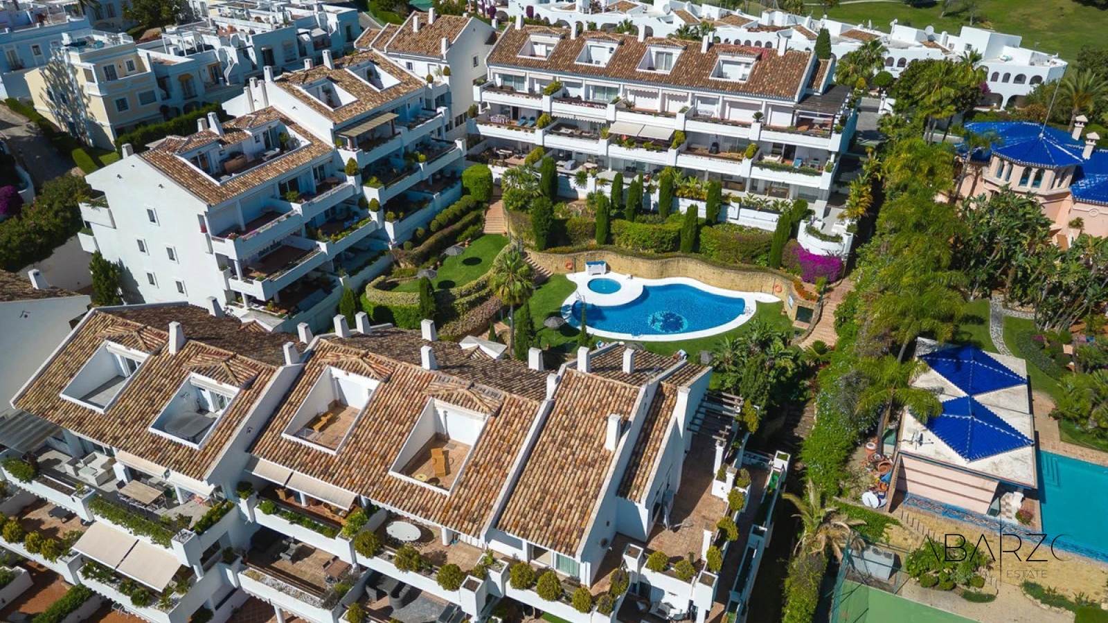 Apartamento con piscina en comunidad cerrada, Nueva Andalucía — interior, Nueva Andalucía, Marbella (17 of 20)