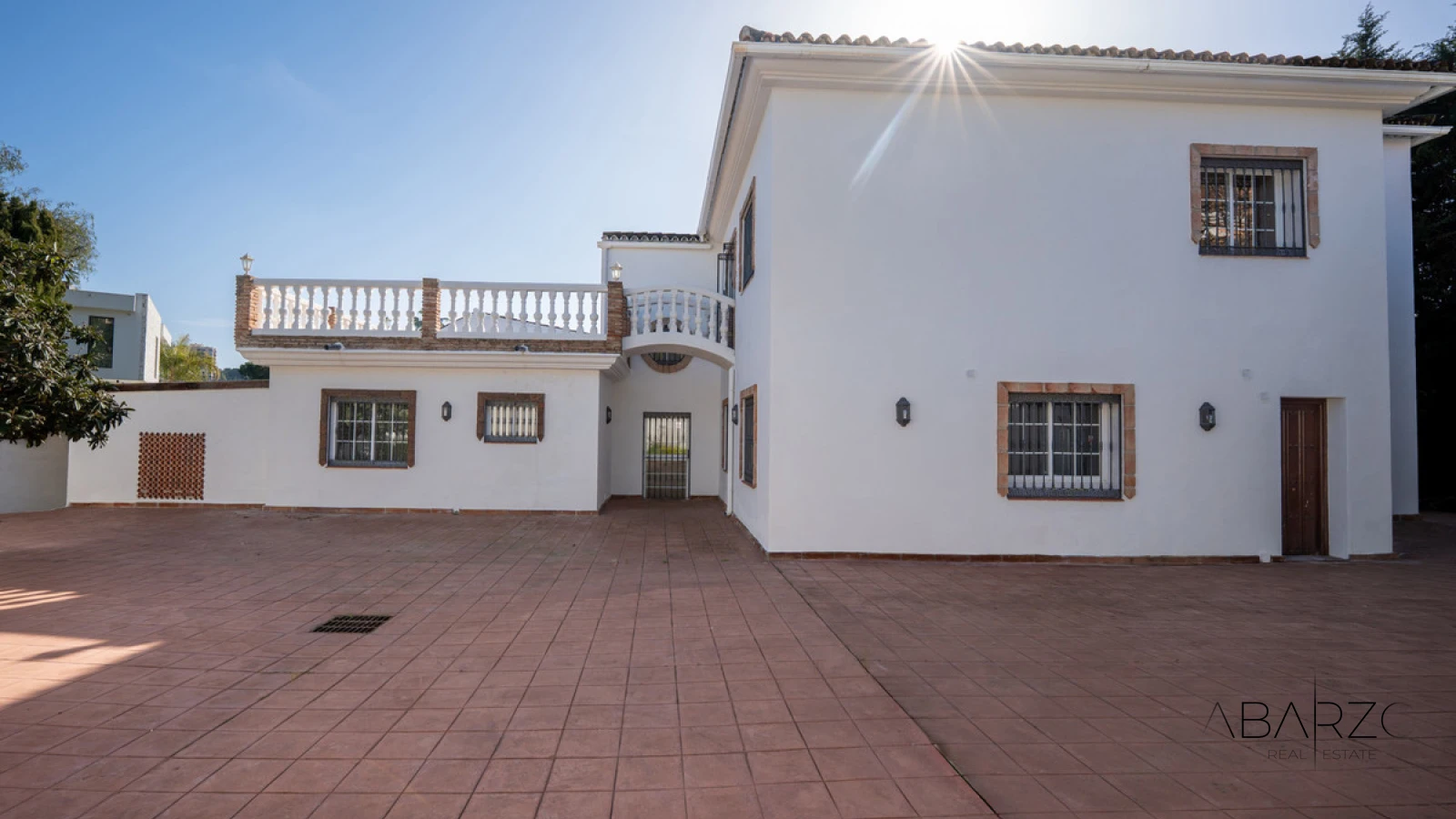 Villa mediterránea en Nueva Andalucía con piscina y vistas al golf — interior, Nueva Andalucía, Marbella (5 of 28)