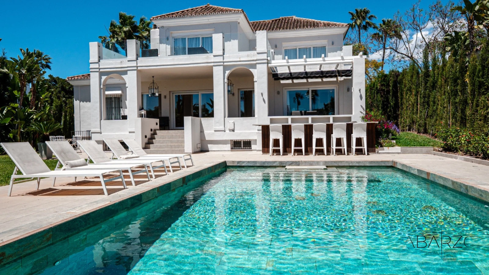 Villa en Nueva Andalucía con piscina privada y vistas a la montaña — interior, Nueva Andalucía, Marbella (45 of 49)
