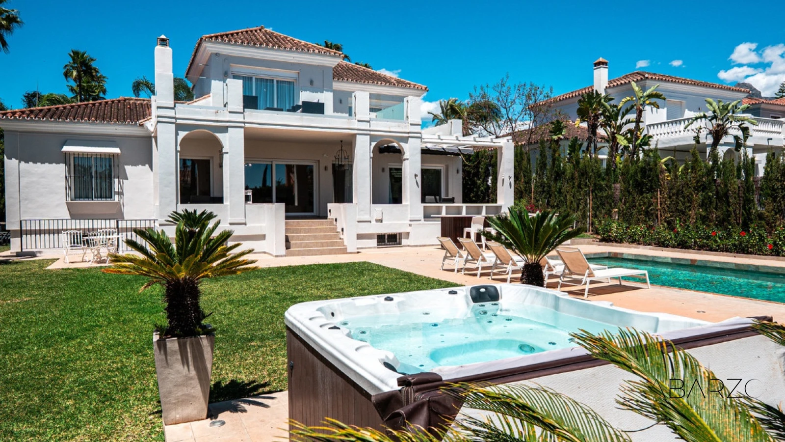 Villa en Nueva Andalucía con piscina privada y vistas a la montaña — interior, Nueva Andalucía, Marbella (49 of 49)
