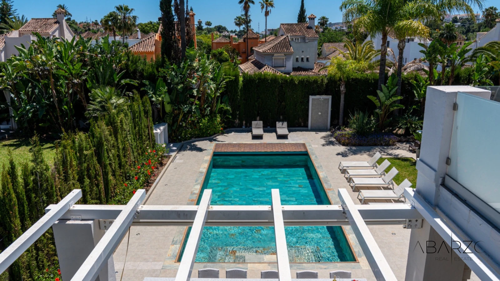 Villa en Nueva Andalucía con piscina privada y vistas a la montaña — interior, Nueva Andalucía, Marbella (44 of 49)