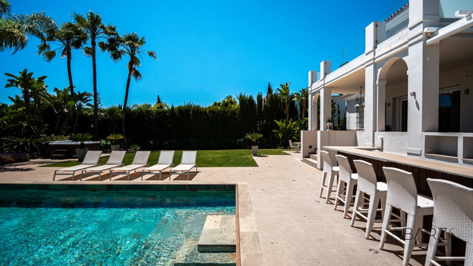 Villa en Nueva Andalucía con piscina privada y vistas a la montaña — interior, Nueva Andalucía, Marbella (2 of 49)
