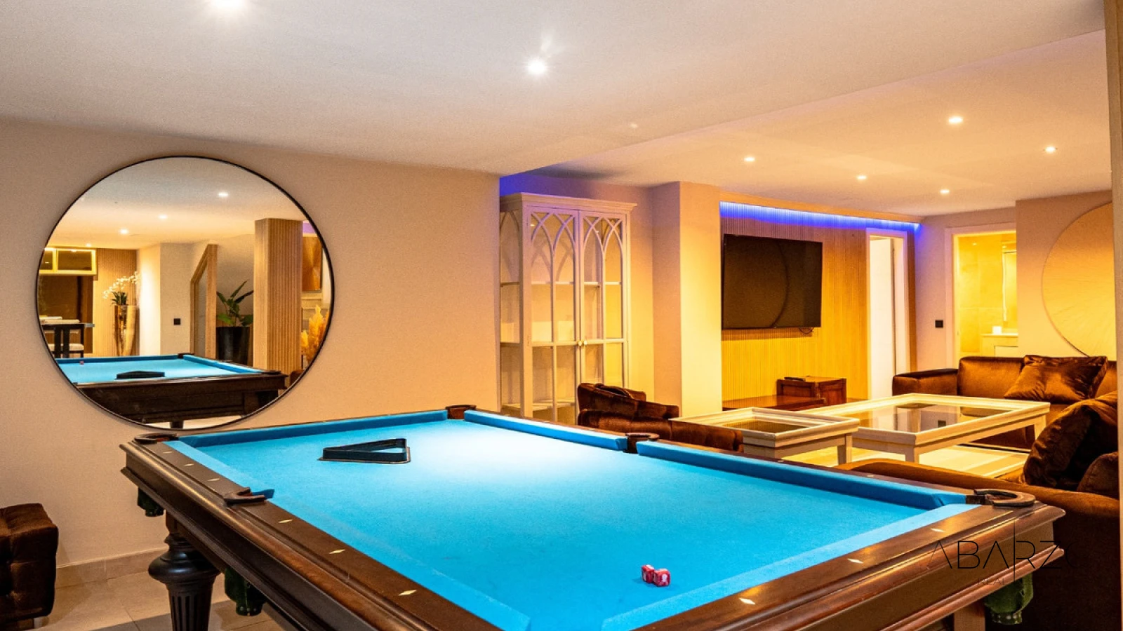 Villa en Nueva Andalucía con piscina privada y vistas a la montaña — interior, Nueva Andalucía, Marbella (29 of 49)
