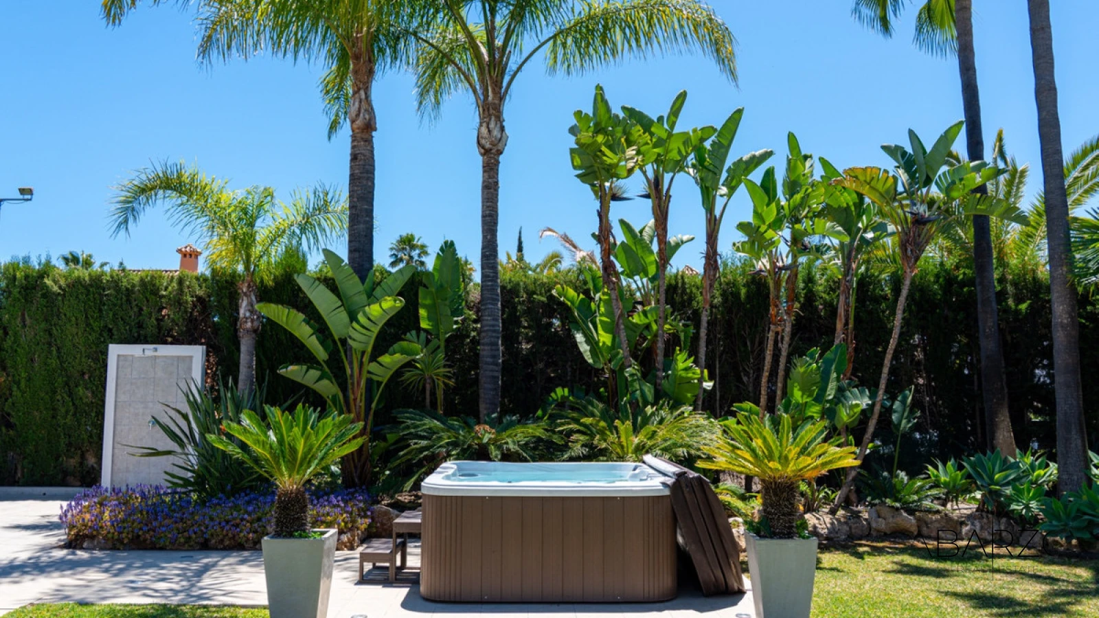 Villa en Nueva Andalucía con piscina privada y vistas a la montaña — interior, Nueva Andalucía, Marbella (47 of 49)
