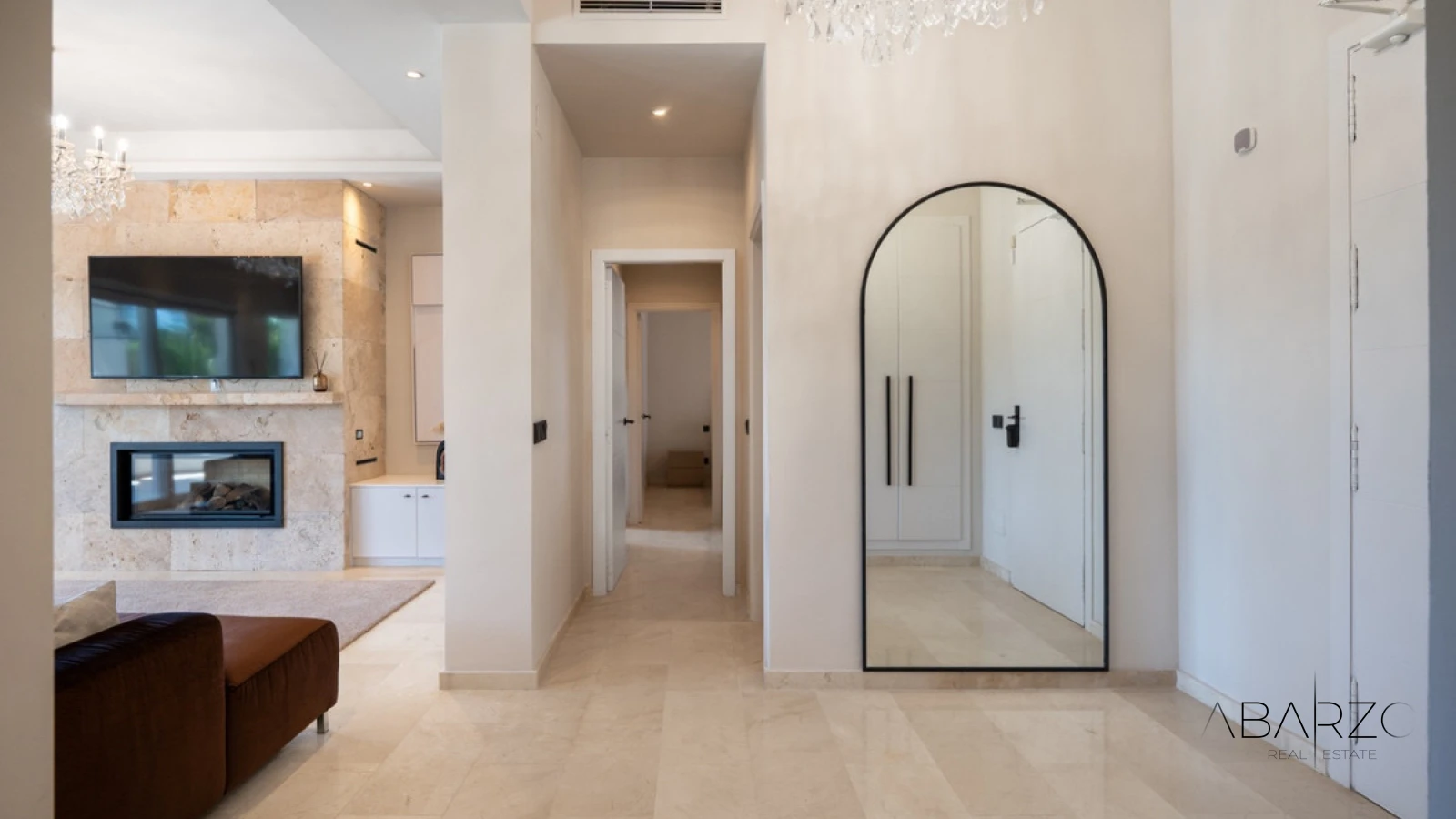 Villa en Nueva Andalucía con piscina privada y vistas a la montaña — interior, Nueva Andalucía, Marbella (15 of 49)