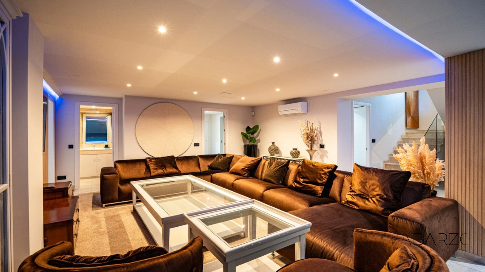 Villa en Nueva Andalucía con piscina privada y vistas a la montaña — interior, Nueva Andalucía, Marbella (28 of 49)