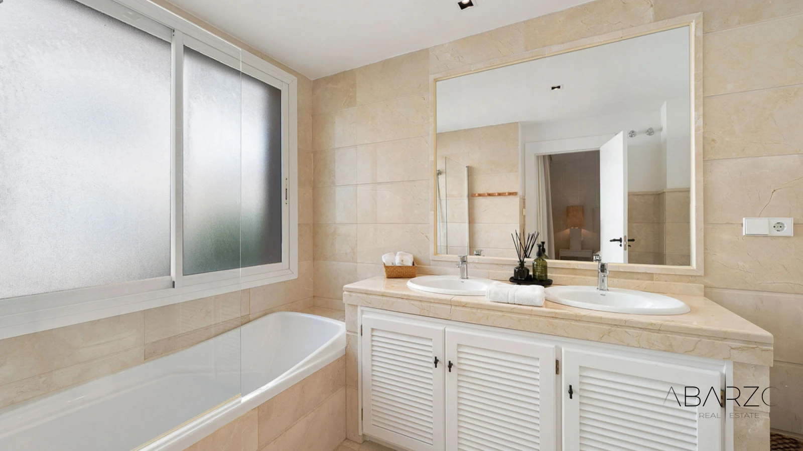 Apartamento con vistas al mar en Nueva Andalucía Marbella — interior, Nueva Andalucía, Marbella (25 of 49)