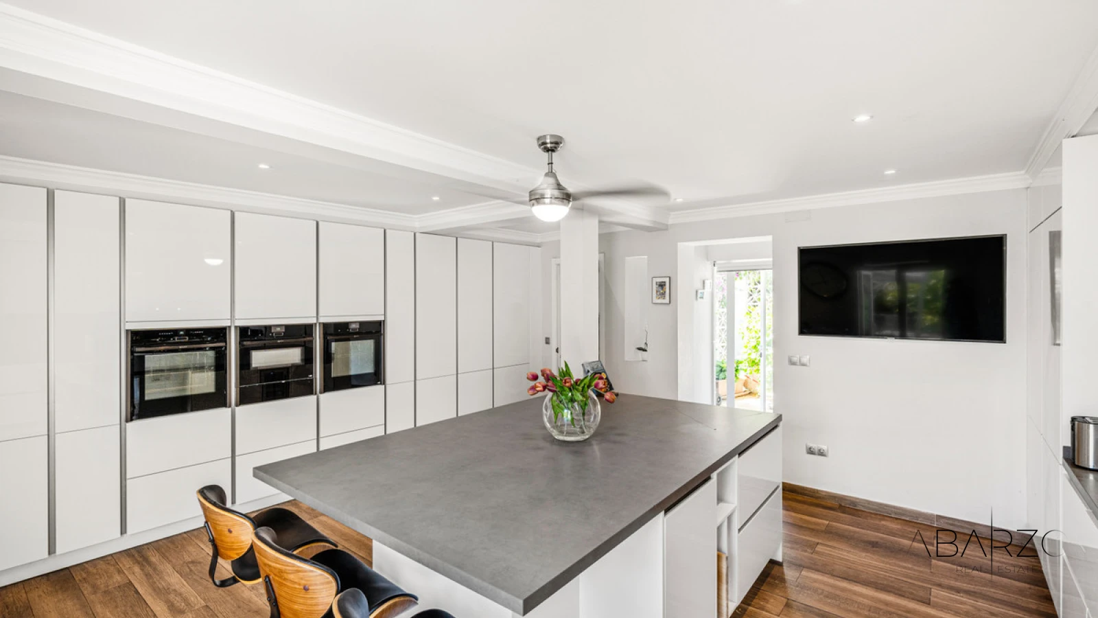 Villa con vistas al mar y a la montaña en el centro de Marbella, piscina privada — interior, Marbella Centro, Marbella (11 of 49)