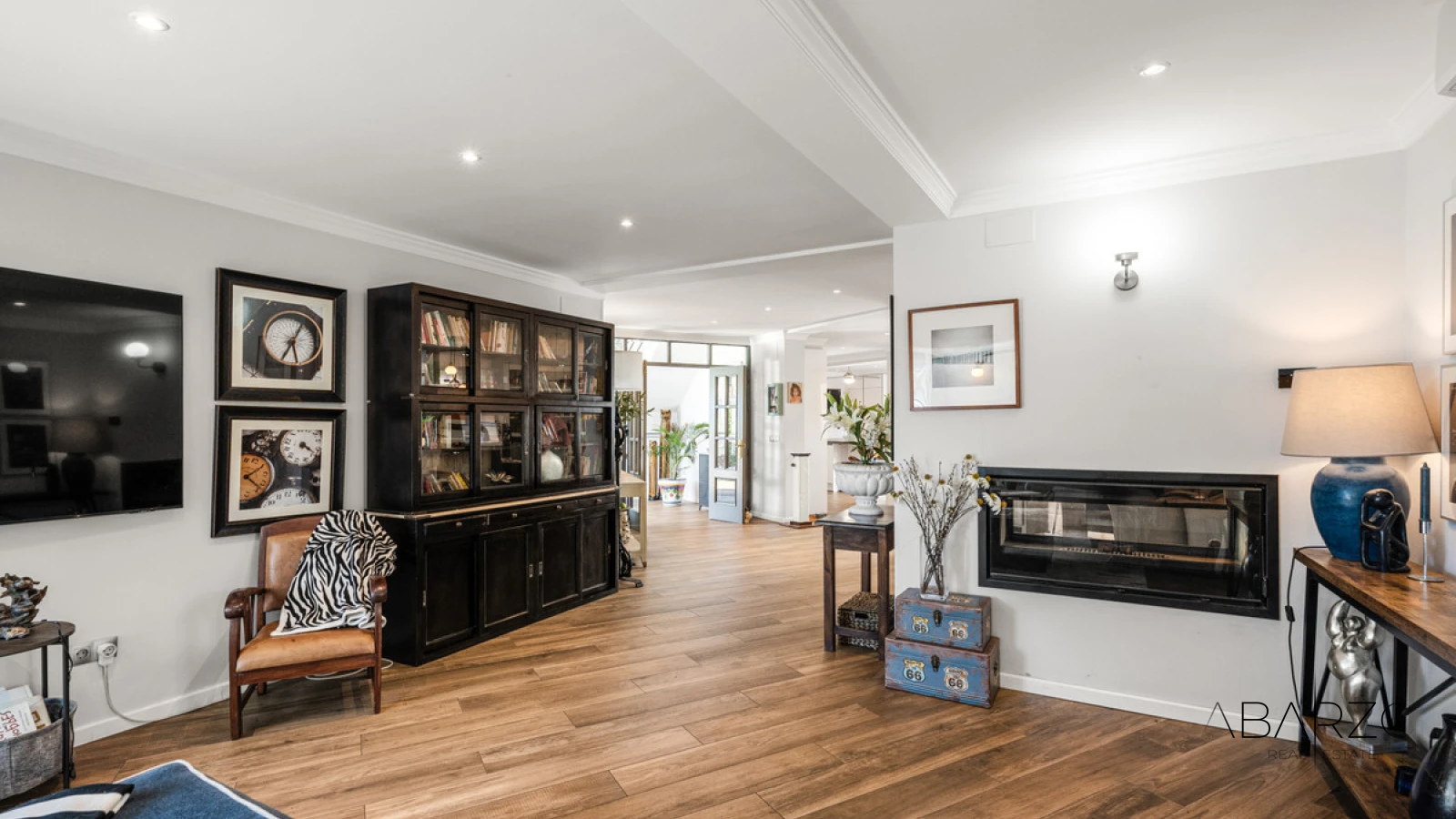 Villa con vistas al mar y a la montaña en el centro de Marbella, piscina privada — interior, Marbella Centro, Marbella (7 of 49)