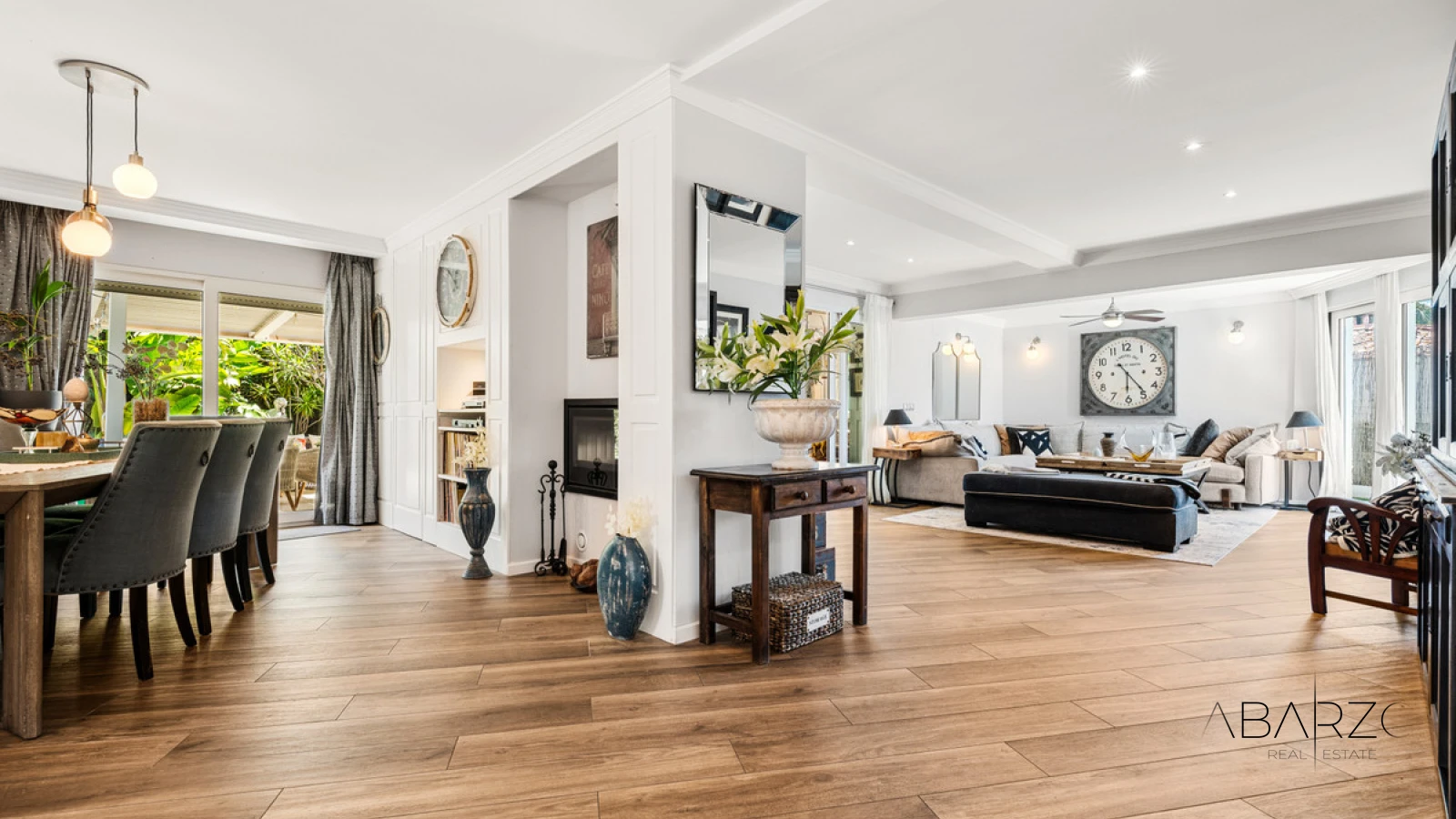 Villa con vistas al mar y a la montaña en el centro de Marbella, piscina privada — interior, Marbella Centro, Marbella (2 of 49)