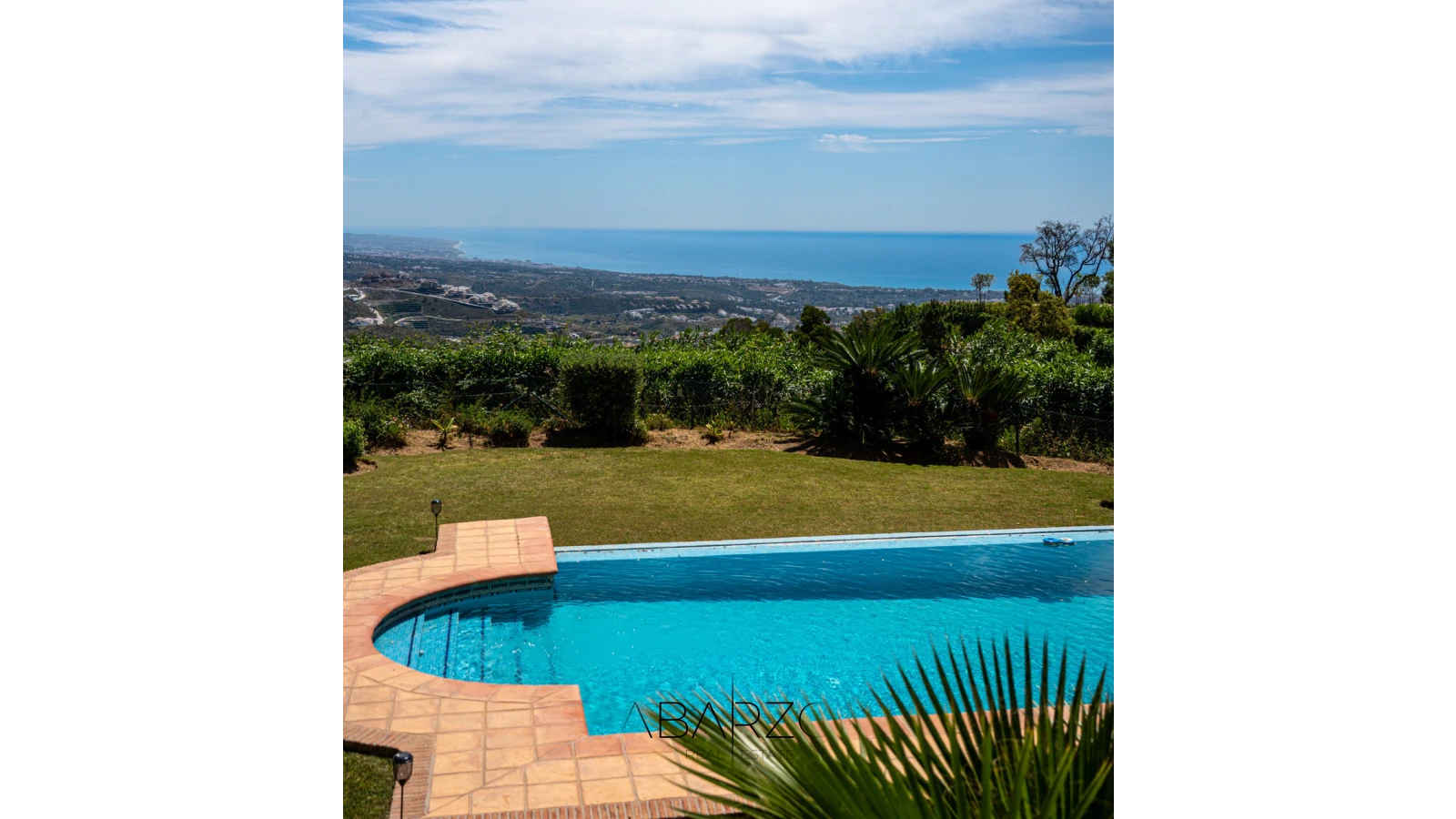 Traditional Villa with Panoramic Sea Views in La Zagaleta — interior, La Zagaleta, Benahavís (40 of 49)