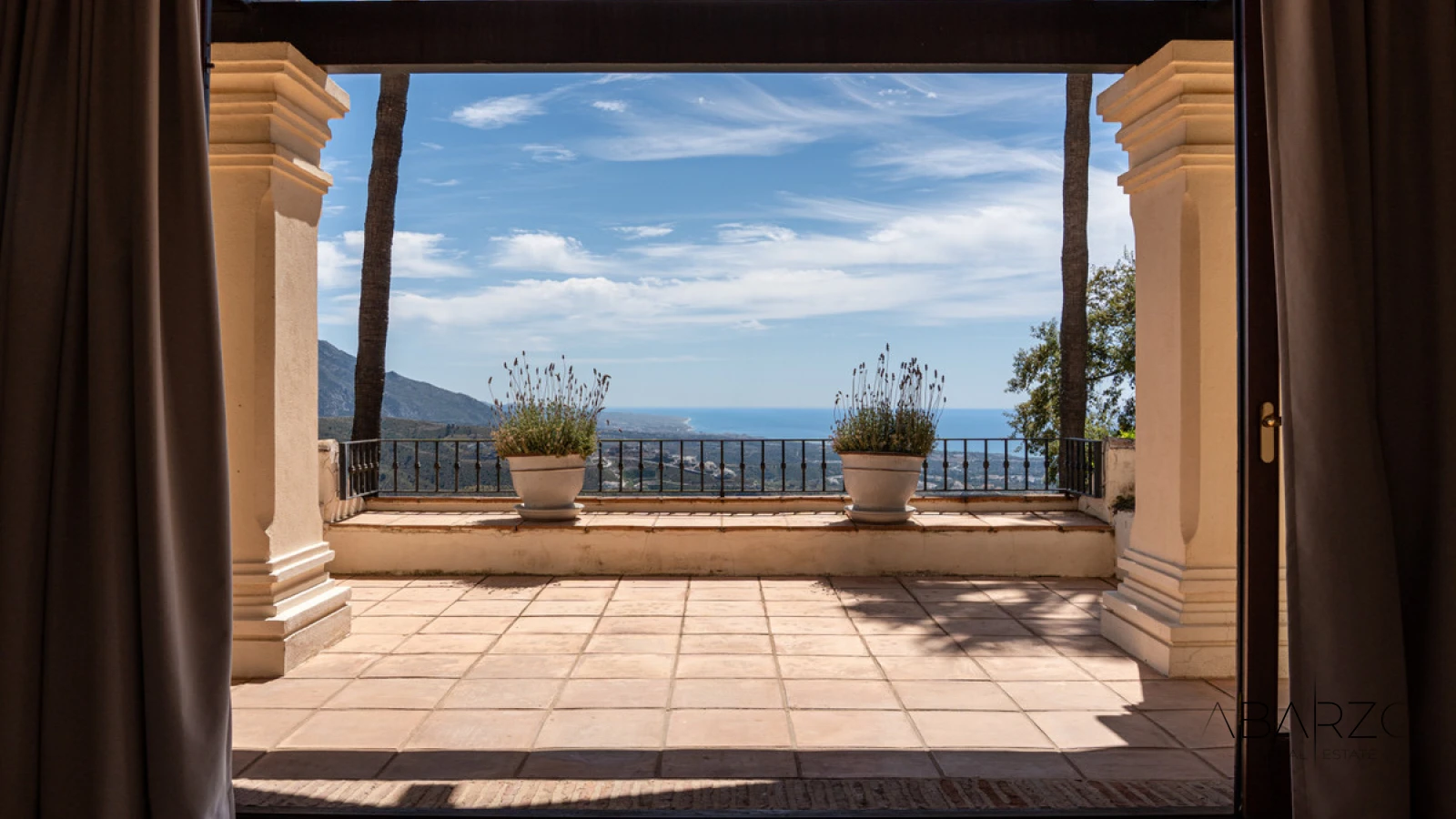 Villa tradicional con vistas panorámicas al mar en La Zagaleta — interior, La Zagaleta, Benahavís (4 of 47)