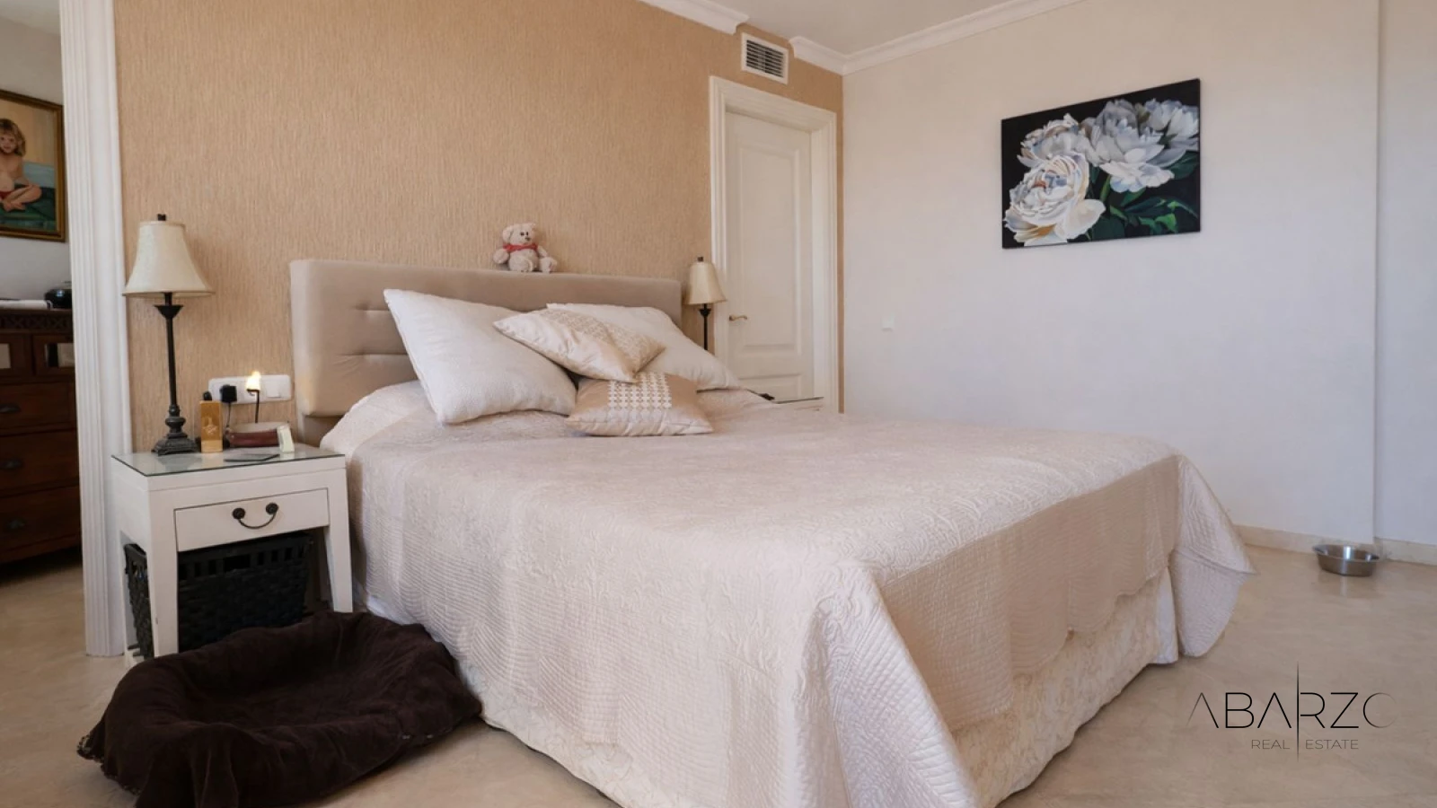 Panoramic 3-Bedroom Townhouse in La Heredia with Terrace and Sea Views — interior, La Heredia, Benahavís (19 of 24)